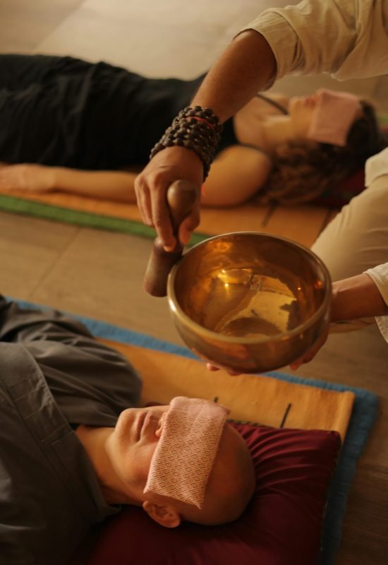 free-photo-of-sound-therapy-session-with-singing-bowl